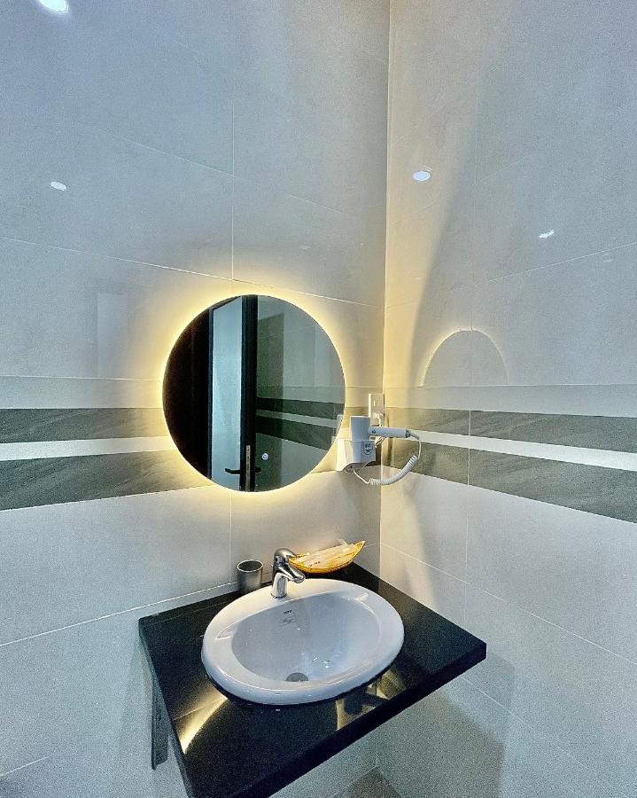 Khách Sạn Thiên Mỹ Rạch Giá Exterior foto